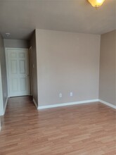 4611 Knoxville St in Houston, TX - Foto de edificio - Building Photo