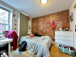 836 Huntington Ave, Unit 3 in Boston, MA - Building Photo - Building Photo