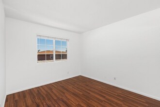 1499 Broadway in El Cajon, CA - Building Photo - Building Photo