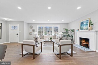8404 Cherry Valley Ln in Alexandria, VA - Building Photo - Building Photo