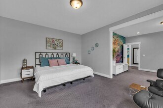 1932 W 200 N in Kaysville, UT - Building Photo - Building Photo