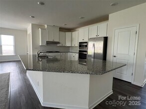 1024 Argentium Way in Waxhaw, NC - Building Photo - Building Photo