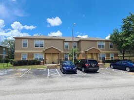 36037 Deer Creek Dr in Zephyrhills, FL - Building Photo