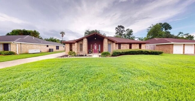 property at 1120 Brandywine Dr