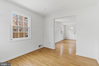 4813 20th Pl N in Arlington, VA - Building Photo - Building Photo