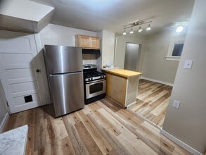 3117 Holland St in Erie, PA - Building Photo - Building Photo