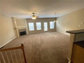 2207 Pebble Beach Dr in Lawrenceville, GA - Building Photo - Building Photo