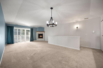 14230 Moravian Manor Cir in Sterling Heights, MI - Building Photo - Building Photo