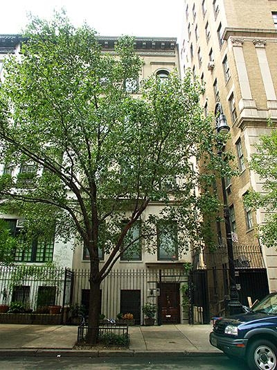 6 E 92nd St in New York, NY - Building Photo