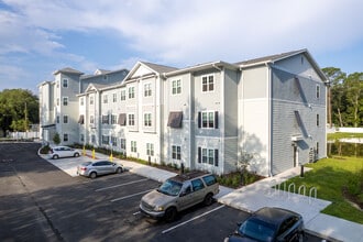 Harper's Pointe in Gainesville, FL - Foto de edificio - Building Photo