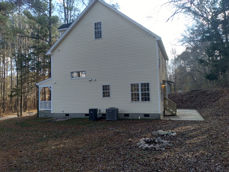 100 Osprey Hills Dr in Bunn, NC - Building Photo