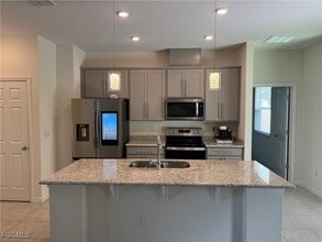 5640 SW 117th Lane Rd in Ocala, FL - Building Photo - Building Photo