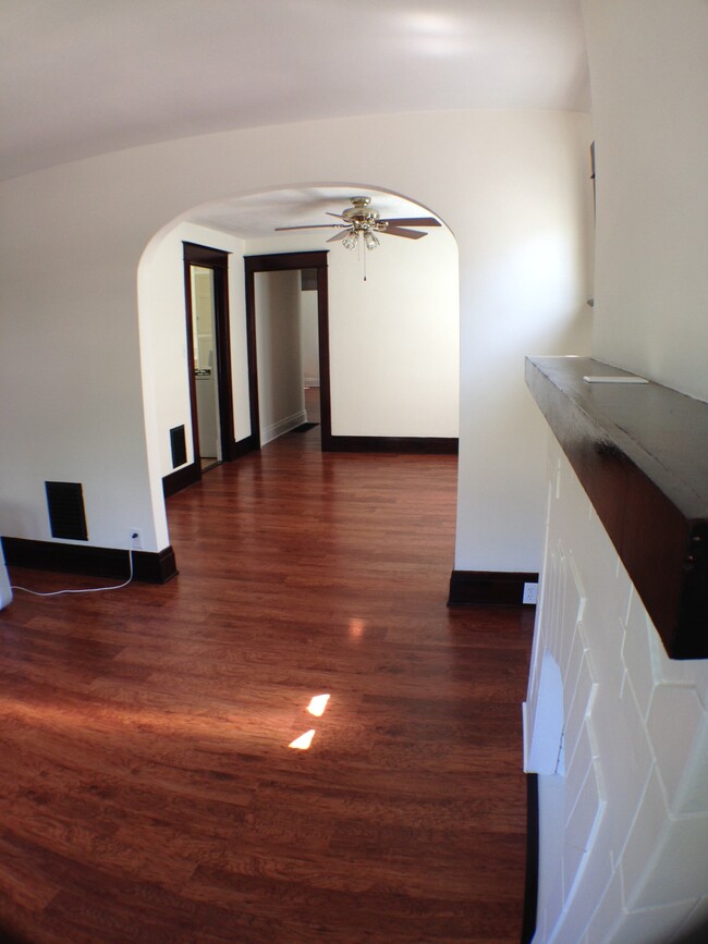 100 Somerton Ave, Unit Upper in Buffalo, NY - Building Photo - Building Photo