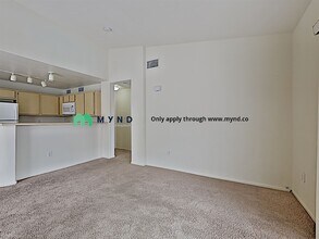 1881 W Alexander Rd-Unit -Apt 2076 in North Las Vegas, NV - Building Photo - Building Photo