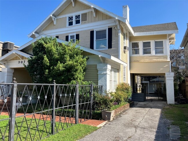 307 Stratford St in Houston, TX - Building Photo - Building Photo