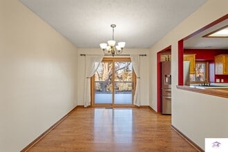 15262 Grover St in Omaha, NE - Building Photo - Building Photo