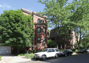 5521-5529 S Blackstone Ave Apartments