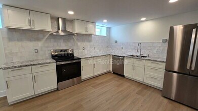 240 Mcgregor Ave in Cincinnati, OH - Building Photo - Building Photo