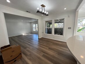 5351 Packard St, Unit 5355 - Pat & Angela in Los Angeles, CA - Building Photo - Building Photo