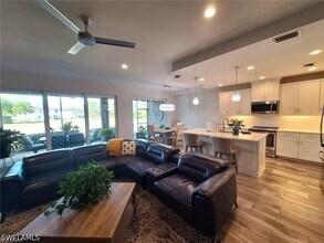 2335 Sawyers Hill Rd in Naples, FL - Building Photo - Building Photo