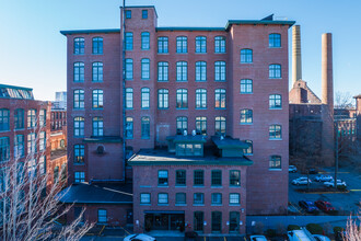 Canal Place in Lowell, MA - Foto de edificio - Building Photo