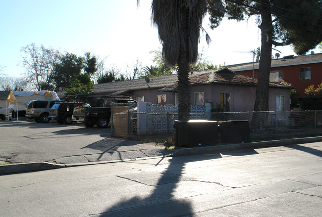 5148 Denny Ave in North Hollywood, CA - Building Photo - Building Photo