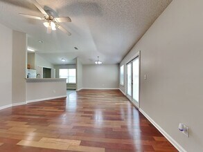 12678 Ayrshire St E in Jacksonville, FL - Foto de edificio - Building Photo