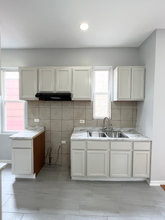 2728 W Wilcox St-Unit -Unit 2 in Chicago, IL - Building Photo - Building Photo