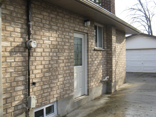 343 Speedvale Av E in Guelph, ON - Building Photo - Building Photo