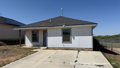 4319 E 61st St in Lubbock, TX - Building Photo - Building Photo