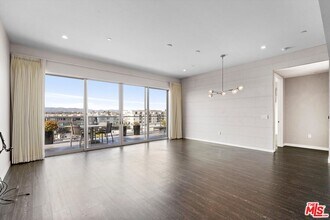 4140 Glencoe Ave in Marina Del Rey, CA - Building Photo - Building Photo