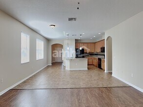 11640 Palmetto Pine St in Riverview, FL - Foto de edificio - Building Photo