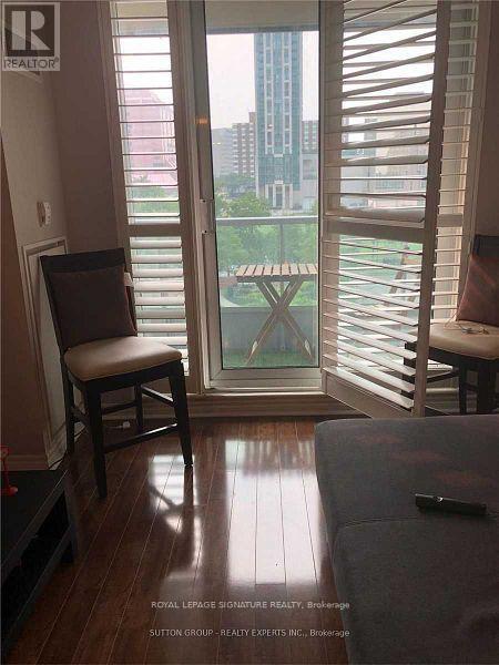property at 33-433 Elm Dr W