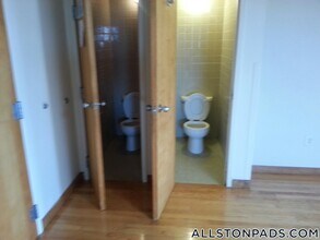 1110 Commonwealth Ave in Boston, MA - Foto de edificio - Building Photo