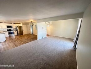 356 N Entrada Dentro St in Tucson, AZ - Building Photo - Building Photo