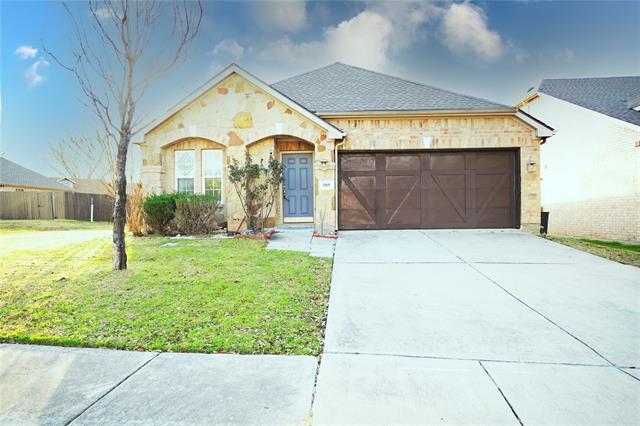 305 Serenade Ln in Euless, TX - Building Photo