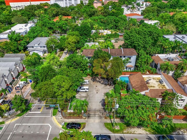 2987 Bird Ave in Miami, FL - Building Photo - Building Photo