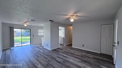 925 Custer St NW in Palm Bay, FL - Building Photo - Building Photo