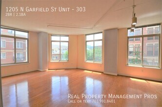 1205 N Garfield St in Arlington, VA - Building Photo - Building Photo