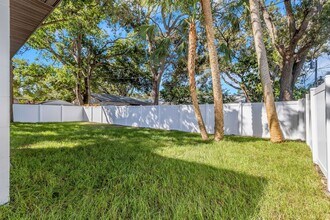 2710 Boca Ciega Dr N in St. Petersburg, FL - Building Photo - Building Photo