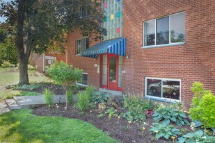 426 Franklin Ave, Unit 11 in Pittsburgh, PA - Building Photo