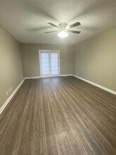 335 Pioneer Dr in Oak Grove, KY - Building Photo - Building Photo