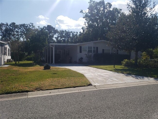 5009 El Destino Dr in Leesburg, FL - Building Photo - Building Photo