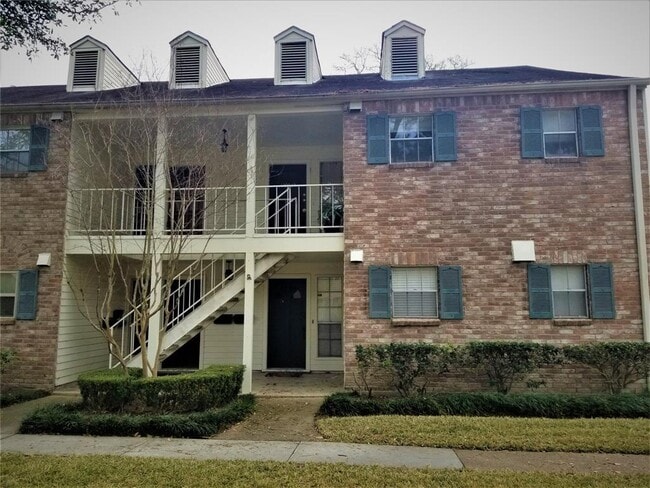 property at 13008 Trail Hollow Dr