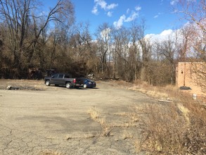 Valley VUE Court Apartments in West Mifflin, PA - Building Photo - Other