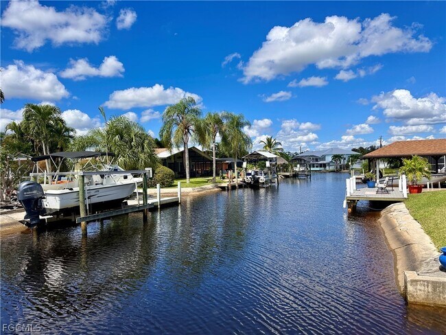 6187 Island Park Ct in Ft. Myers, FL - Building Photo - Building Photo