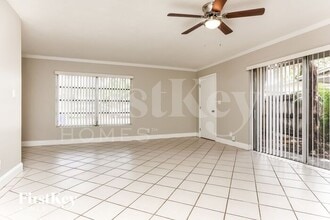6440 Roosevelt St in Hollywood, FL - Building Photo - Building Photo