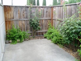 2700 Mac Dougal St in Modesto, CA - Building Photo