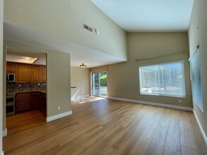 5440 Baltimore Dr in La Mesa, CA - Building Photo - Building Photo