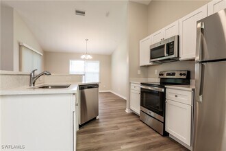 4628 N Salford Blvd in North Port, FL - Building Photo - Building Photo